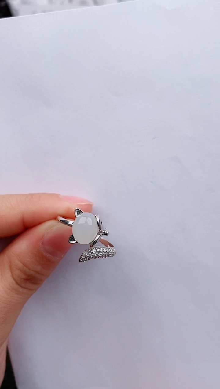 【闪购商品】和田玉戒指未镶嵌666微色差T