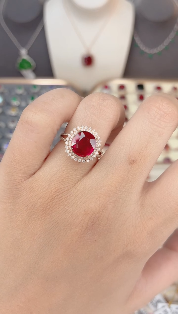 18K金镶嵌戒指红色碧玺-3.06ct