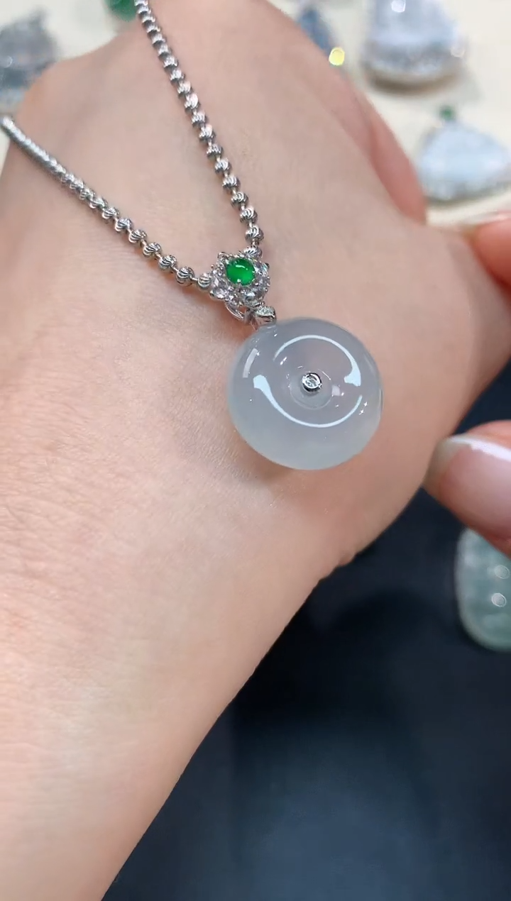 【闪购商品】翡翠吊坠(不含链)18K金镶嵌A128|8800