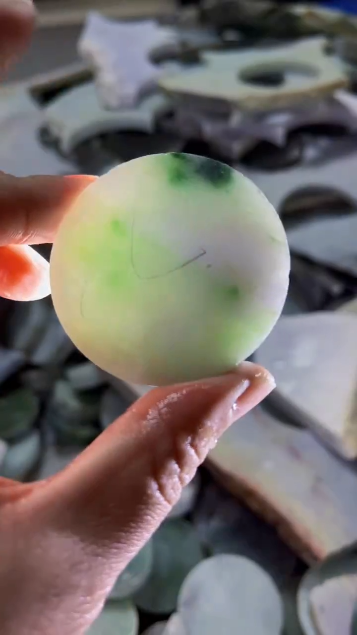 【闪购商品】翡翠挂件未镶嵌A货康壹049