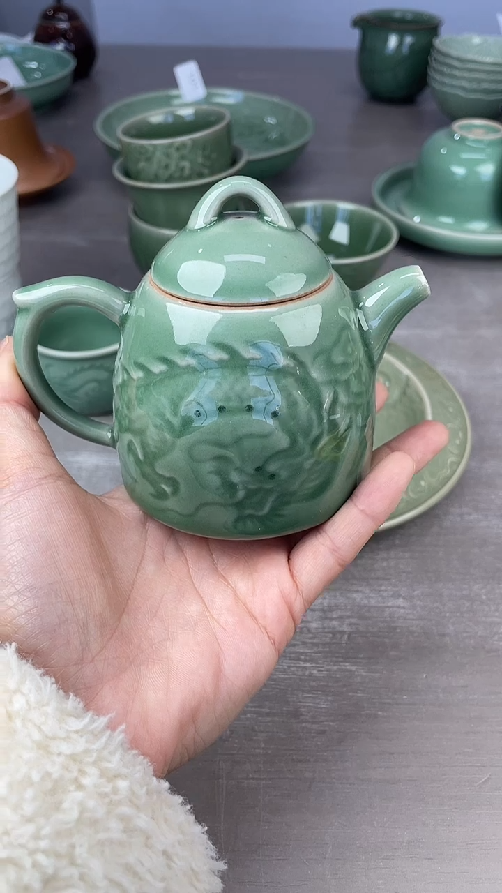 青瓷仓储清仓福利