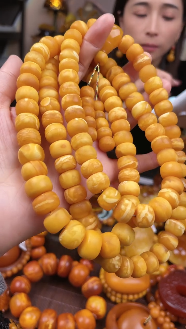 【闪购商品】琥珀裸石未镶嵌首饰 假1赔4 （多样性发货1件