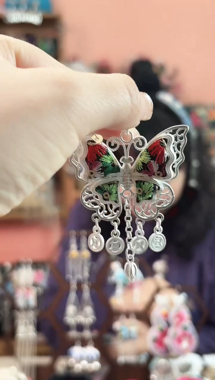 艺枝独绣手工饰品517