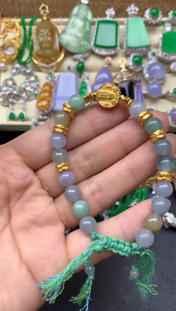 【闪购商品】翡翠手链未镶嵌84中国好珍宝