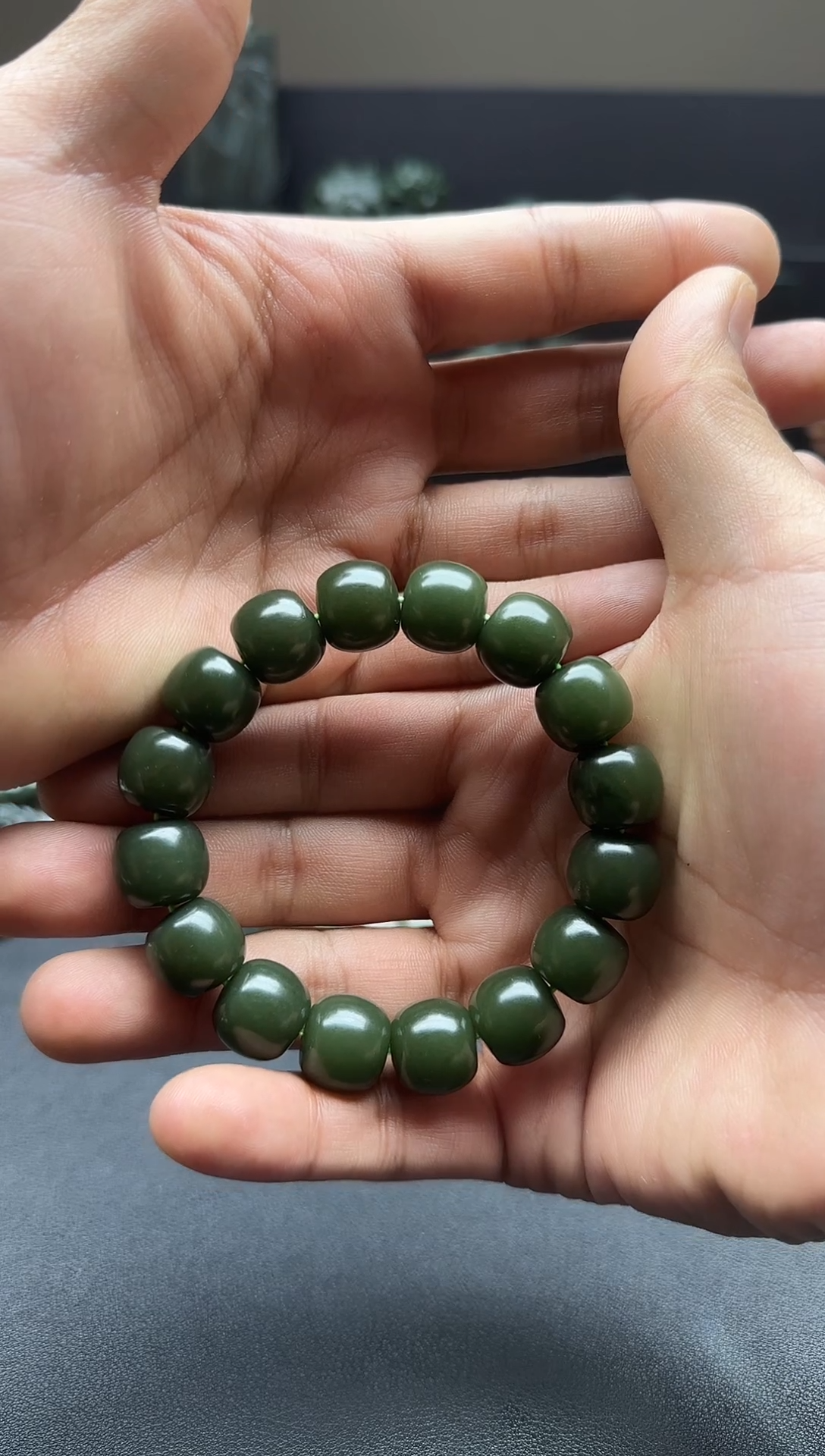 未镶嵌手链和田玉沙枣青卡14M老型珠