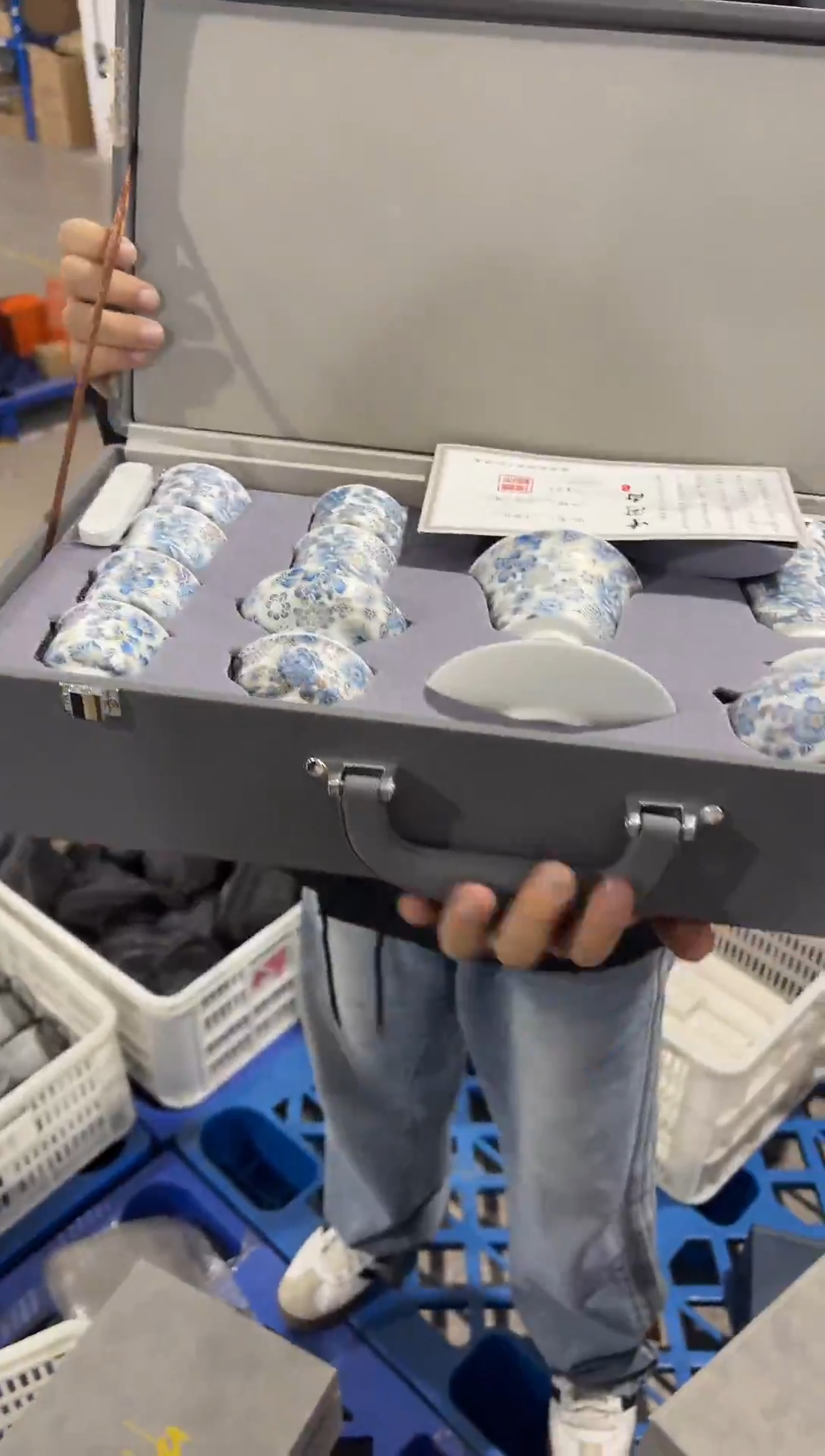 素素直播间闪购清仓