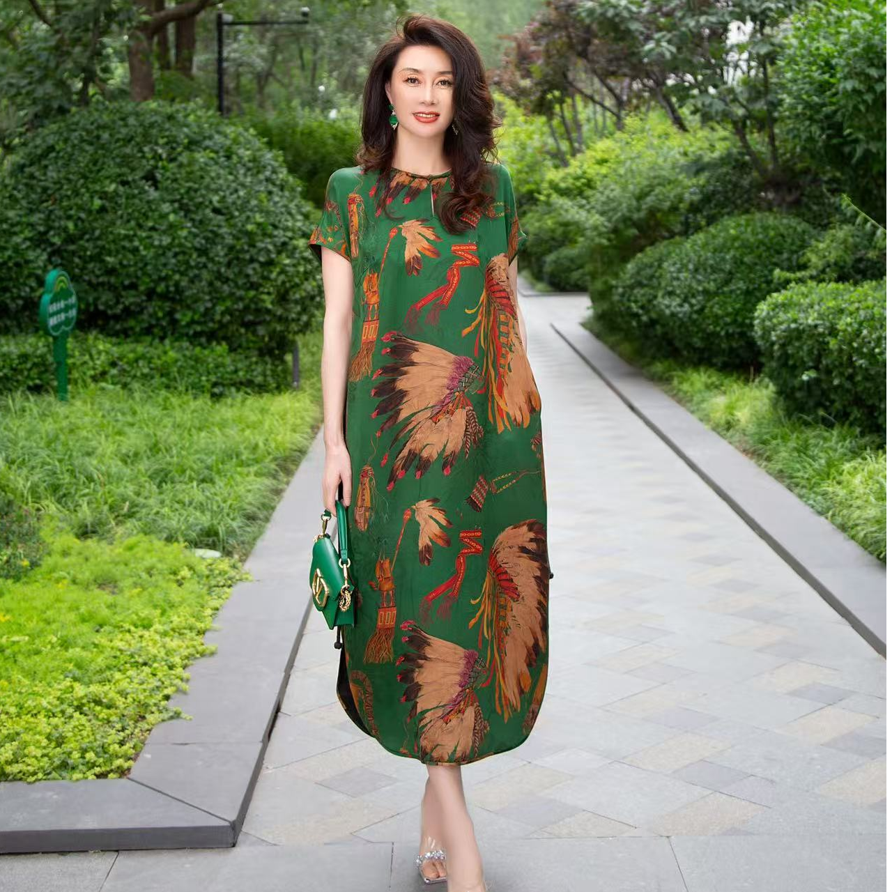 EDFNOT/杨红霞汝意WY香云纱绿底卡其纳神连衣裙2004-4381