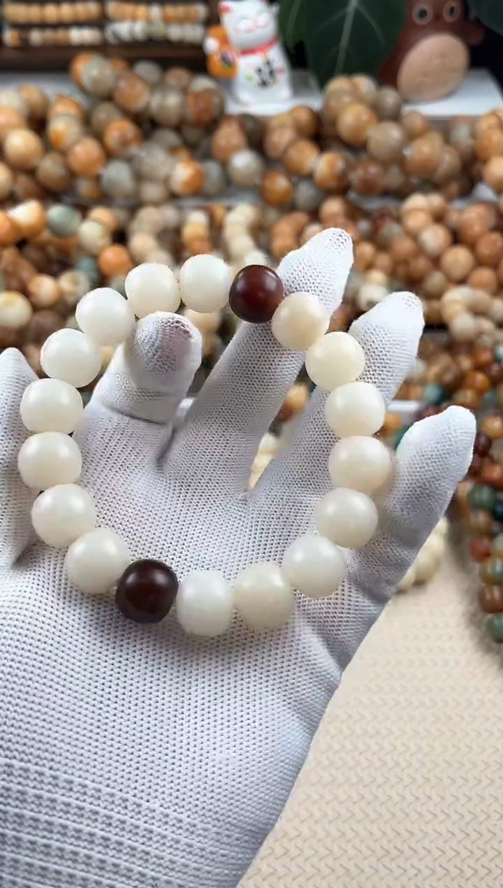 【闪购商品】菩提根/象牙果吊坠w703卡14