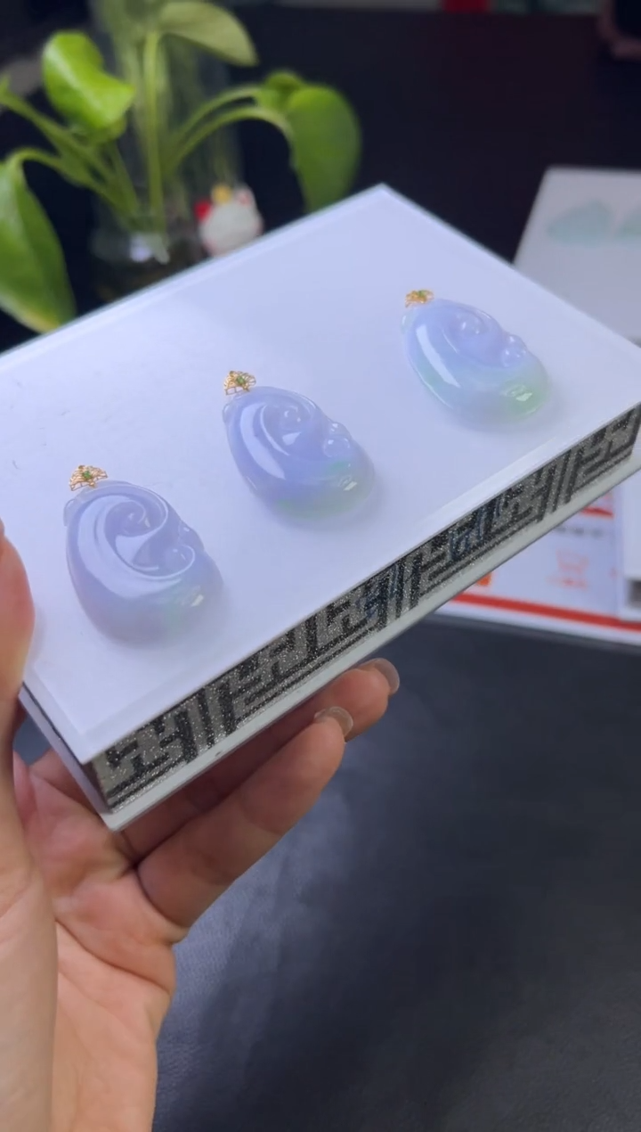 【闪购商品】翡翠挂件18K金镶嵌W001-PQGJ696-2多样性发一件