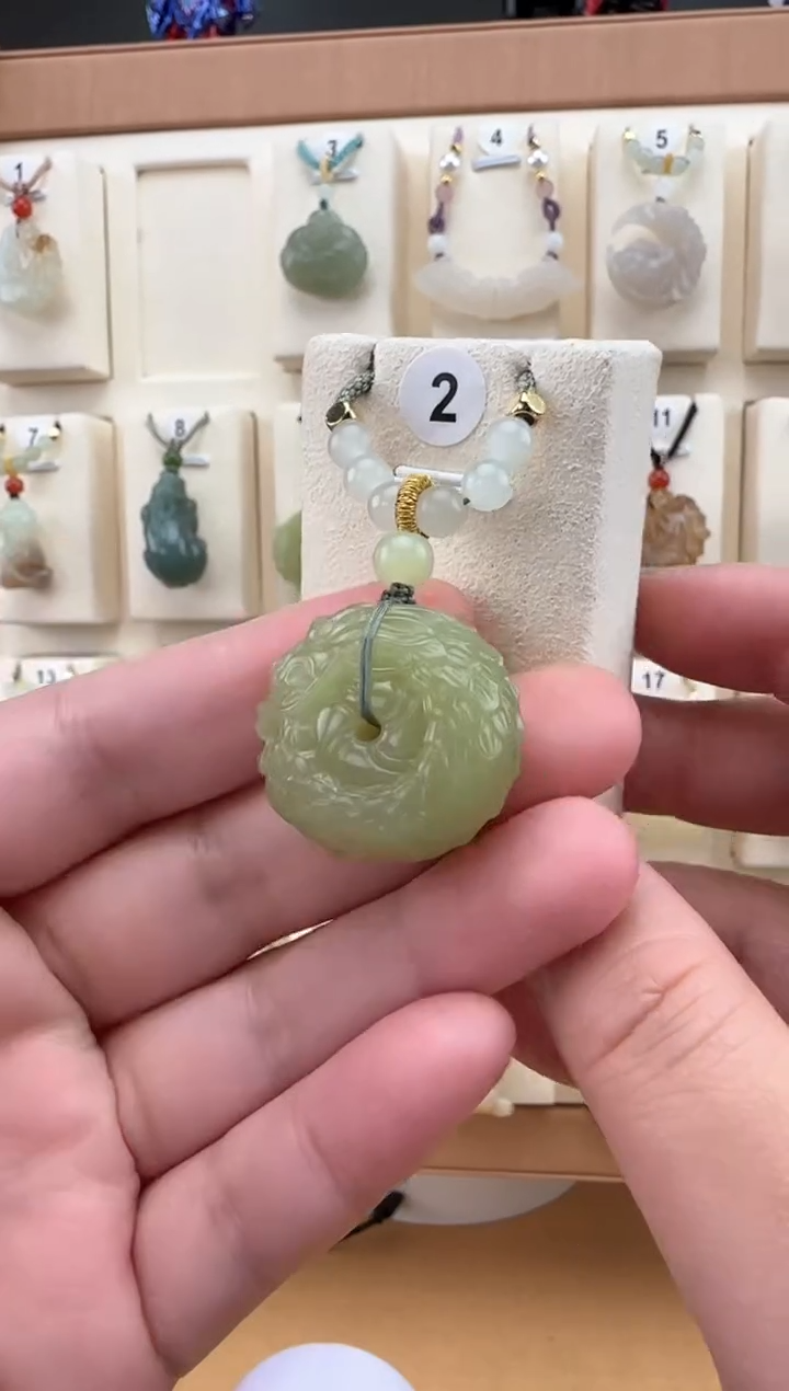 【闪购商品】和田玉颈饰未镶嵌龙扣吊坠