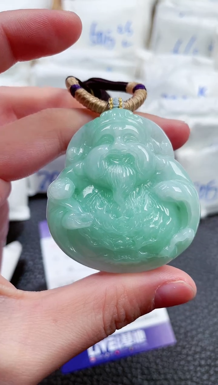 【闪购商品】翡翠颈饰未镶嵌00011825