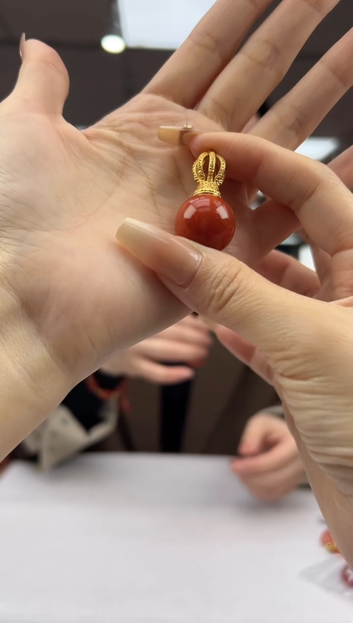 未镶嵌吊坠（赠链）南红玛瑙11.20-17mm（多样式）2509180599