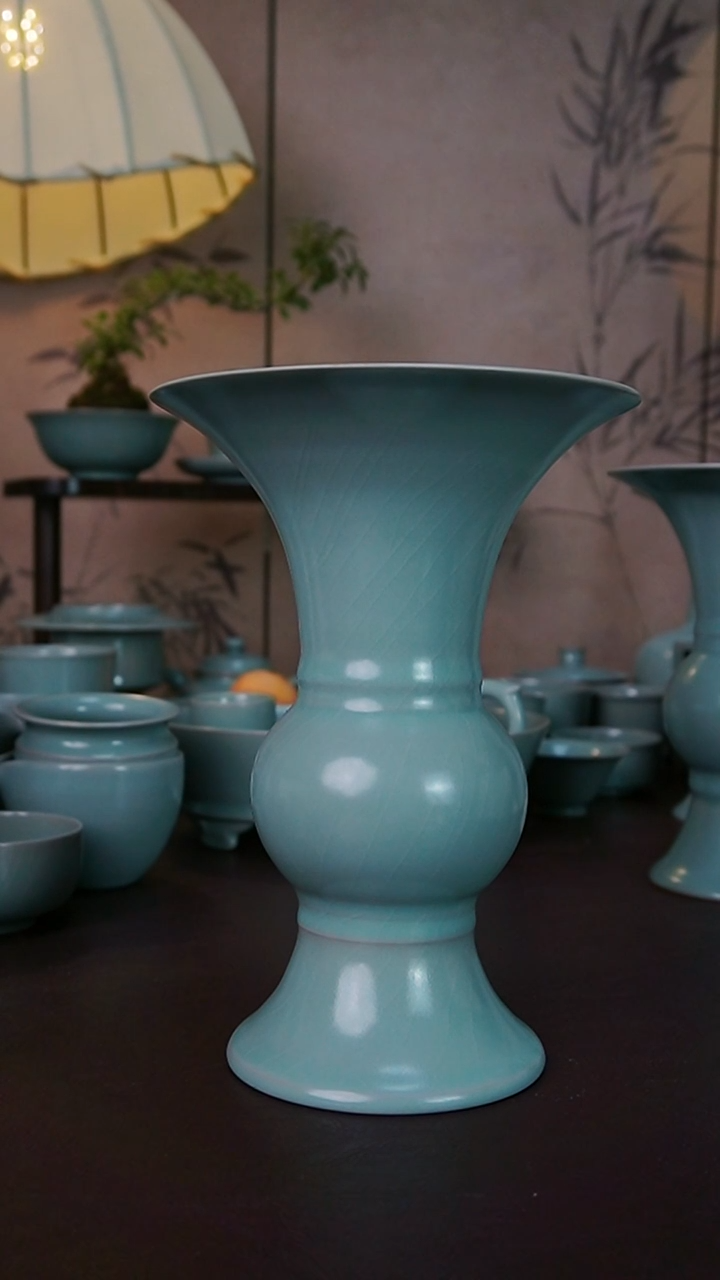 清凉寺汝官窑原产地    微瑕