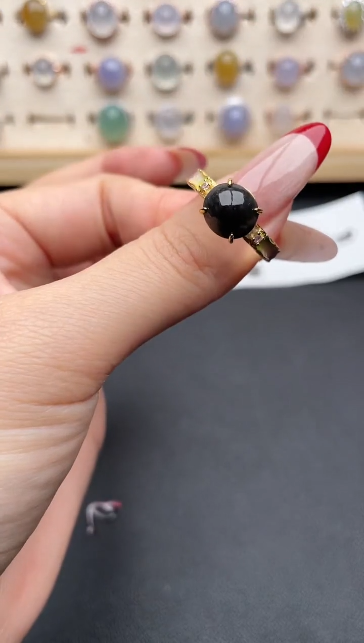 【闪购商品】翡翠戒指银S925镶嵌一物一证一礼盒