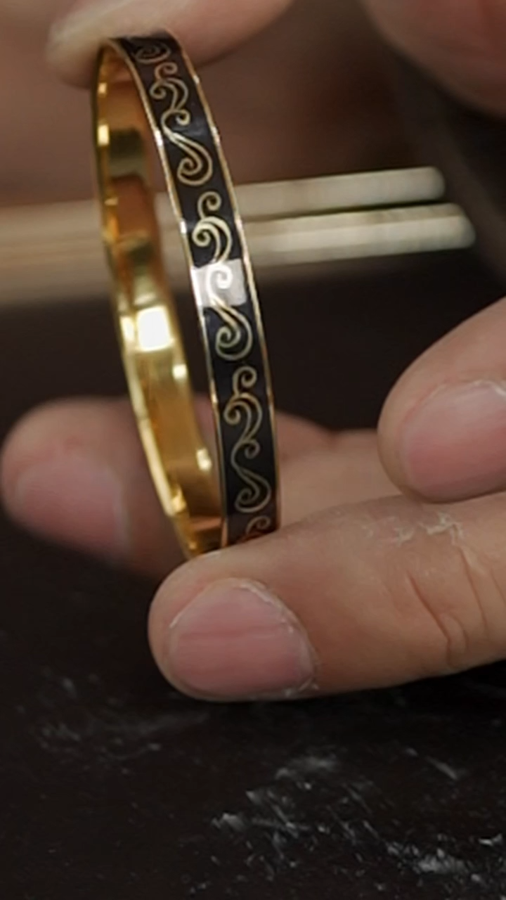 【闪购商品】WTZY唐草纹-圈口58