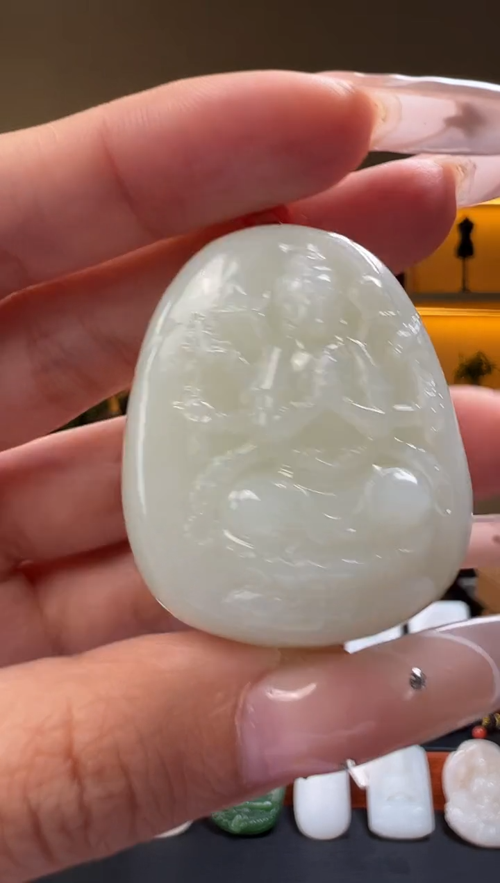 颈饰未镶嵌和田玉1