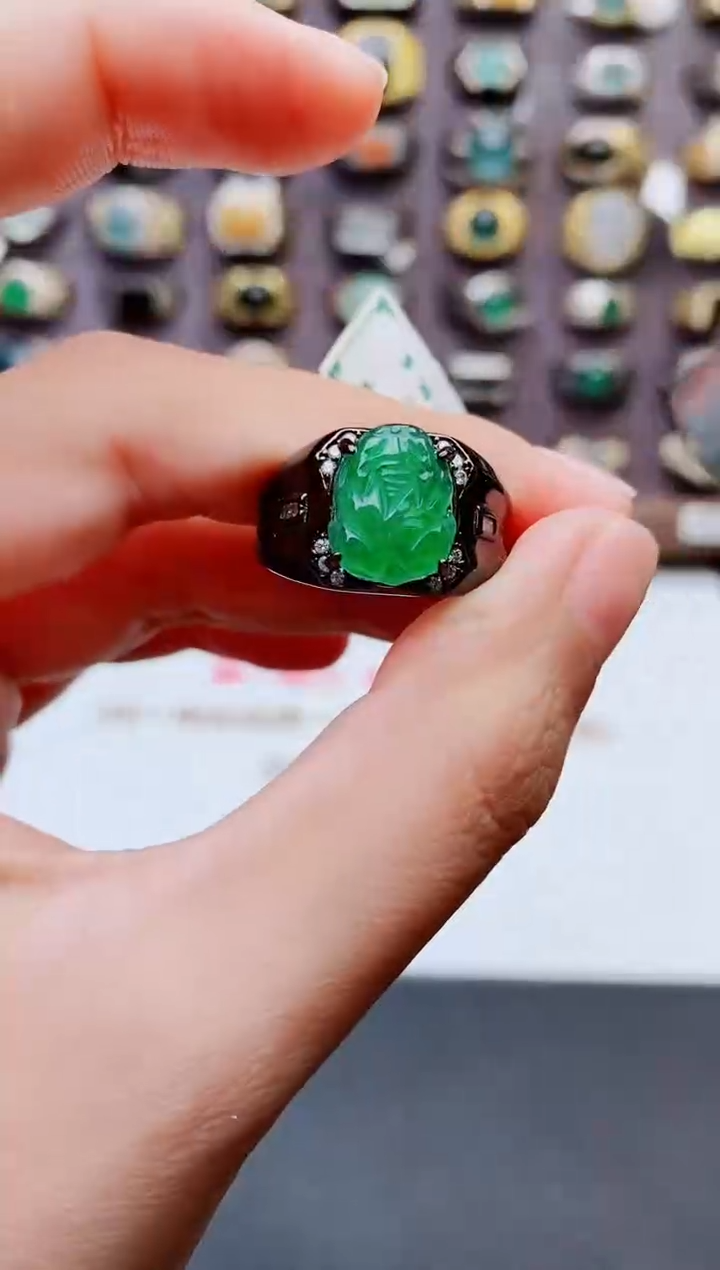 银S925镶嵌戒指翡翠天然翡翠A货翡翠