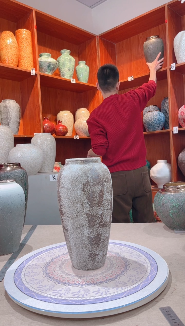 【闪购商品】瓶雪花秀 大号 陶瓷花瓶 无花