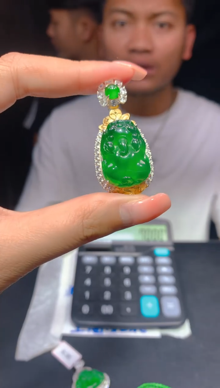 【闪购商品】定制翡翠未镶嵌82多样性发货（发其一）