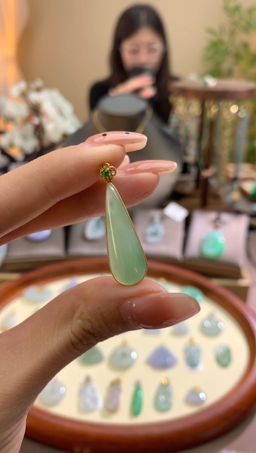【闪购商品】翡翠颈饰18K金镶嵌福瓜