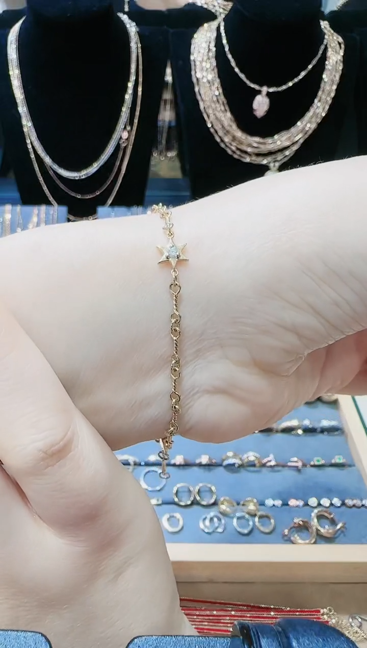 【闪购商品】钻石手链18K金镶嵌钻石手链