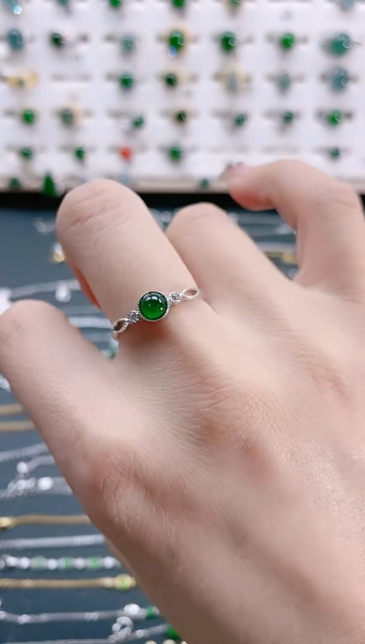 【闪购商品】翡翠戒指银S925镶嵌天然翡翠