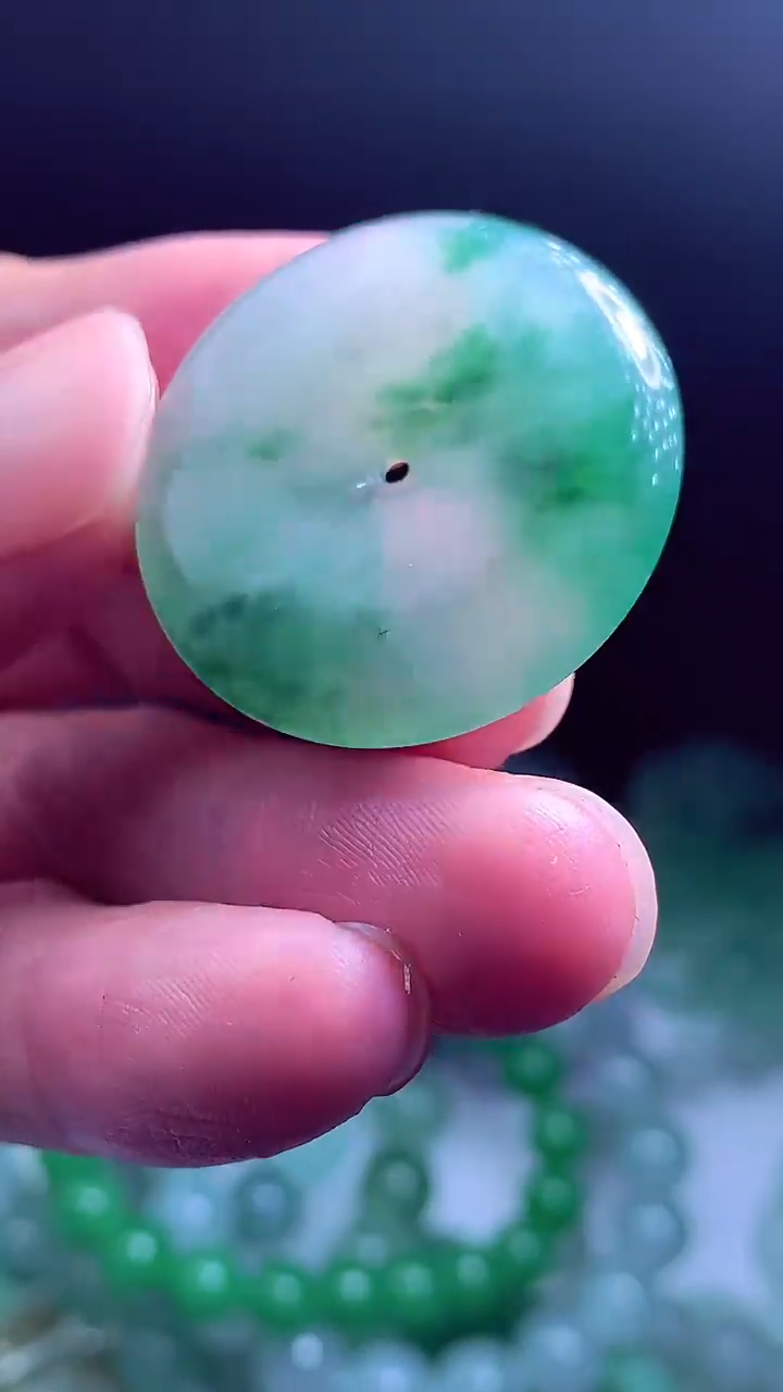 定制翡翠未镶嵌翡翠毛货定制