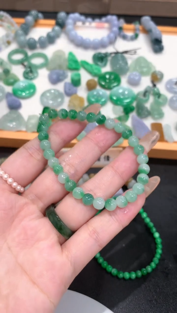 定制翡翠未镶嵌翡翠