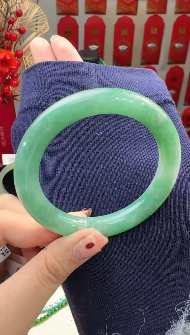 【闪购商品】翡翠手镯未镶嵌手镯