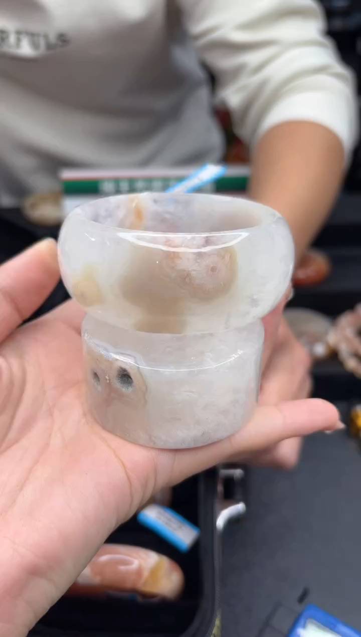 【闪购商品】石英质玉手镯未镶嵌565（60圈赠送镯心）