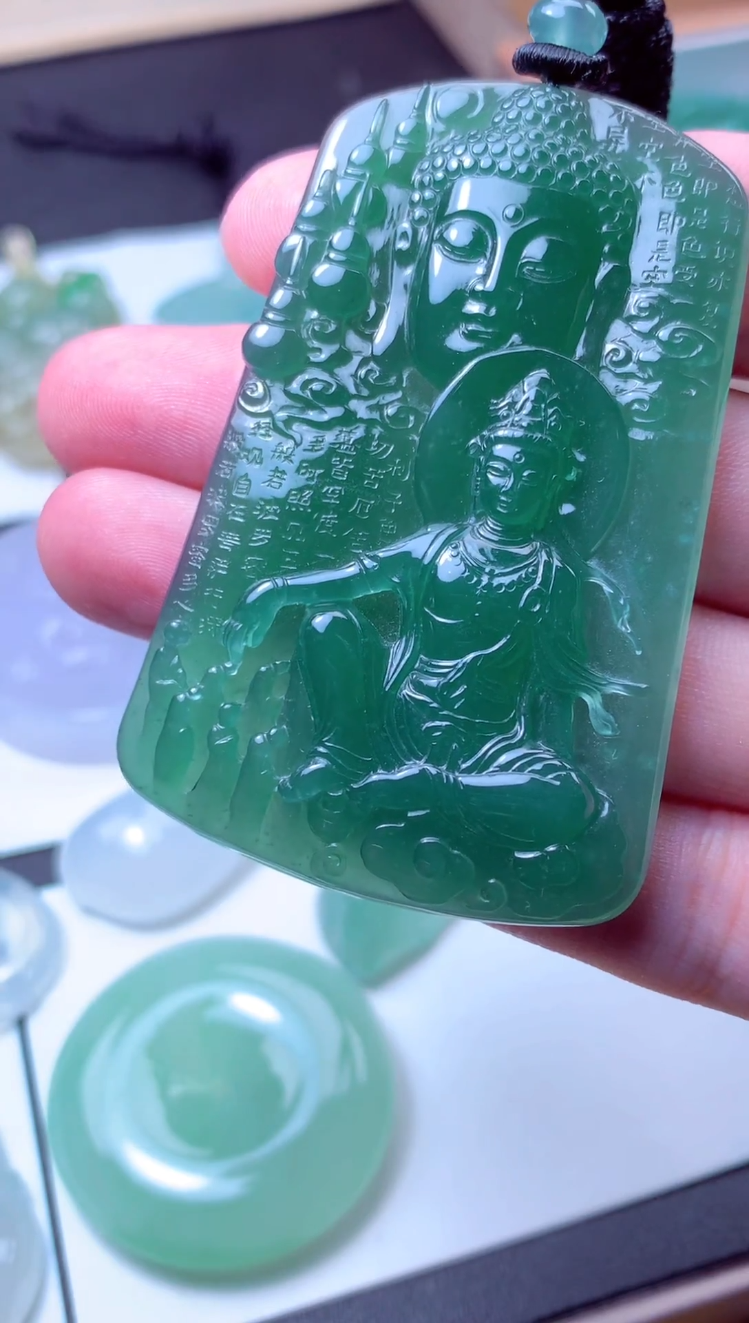 颈饰未镶嵌翡翠天然A货翡翠