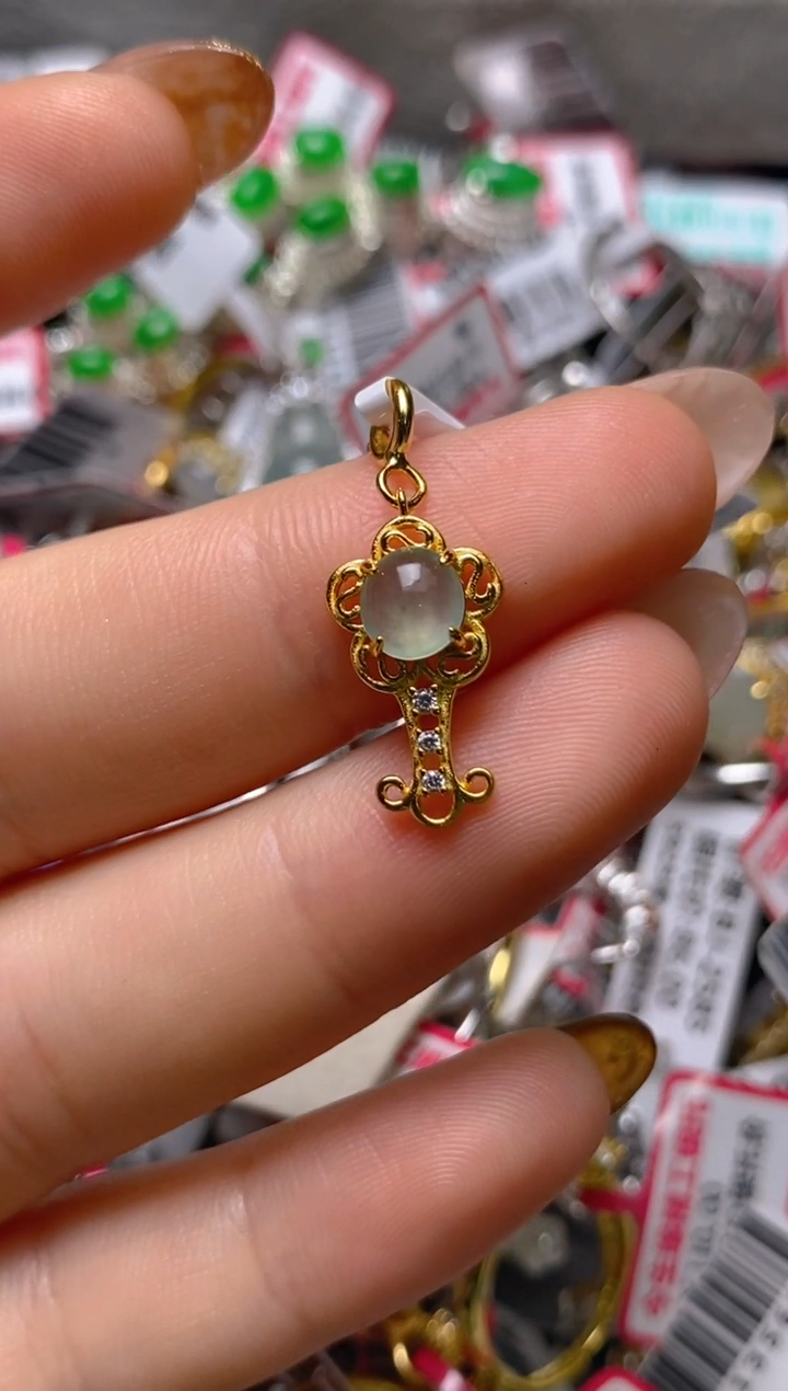 银S925镶嵌戒指翡翠百内无证书