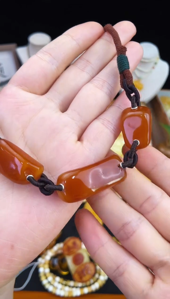 琥珀未镶嵌珠宝奇石柒月