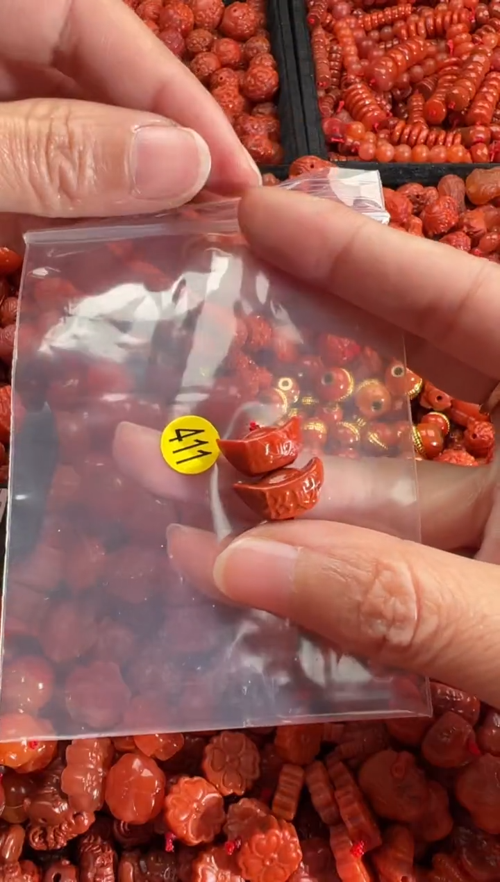 【闪购商品】南红玛瑙颈饰未镶嵌2