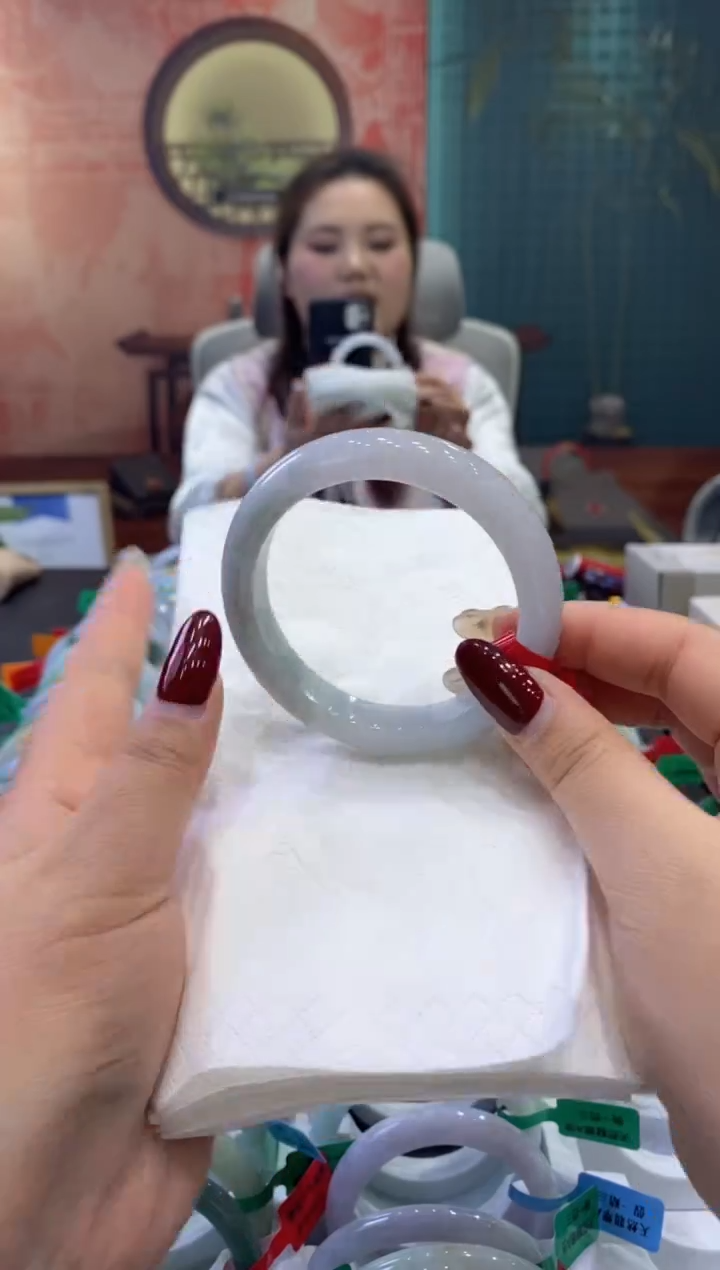 【闪购商品】翡翠手镯未镶嵌多人001012