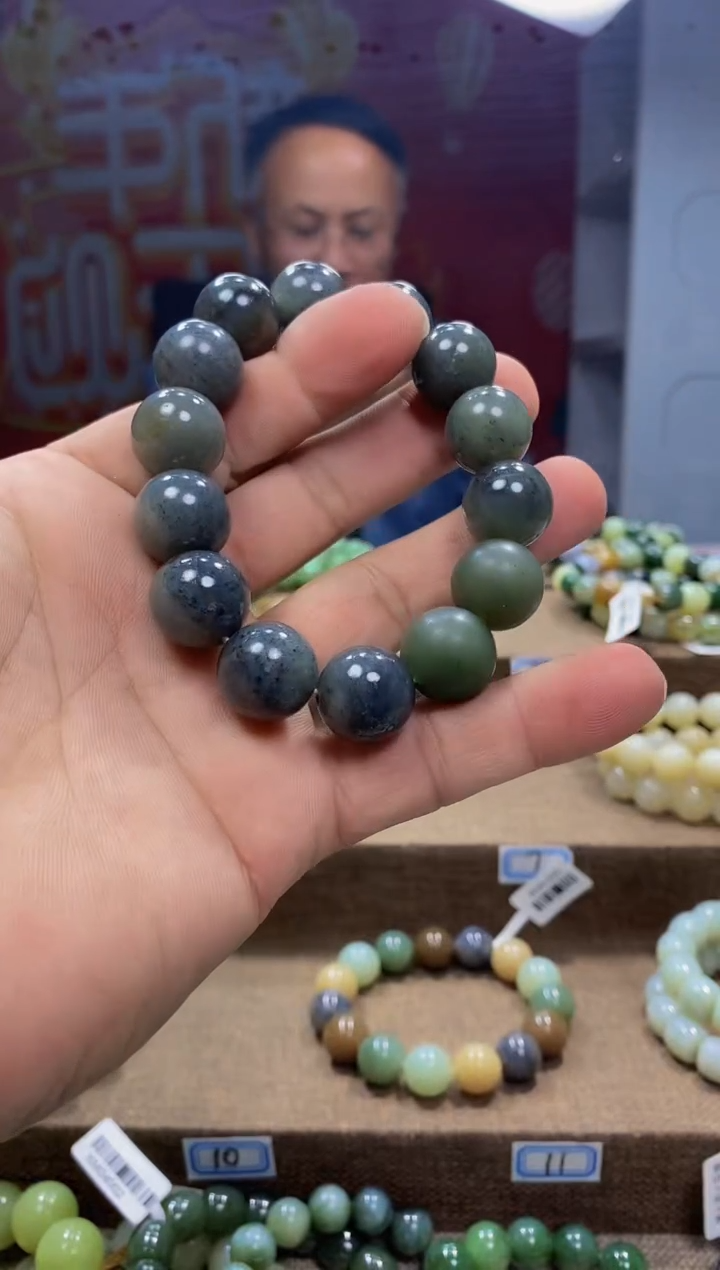 【闪购商品】和田玉手链未镶嵌，