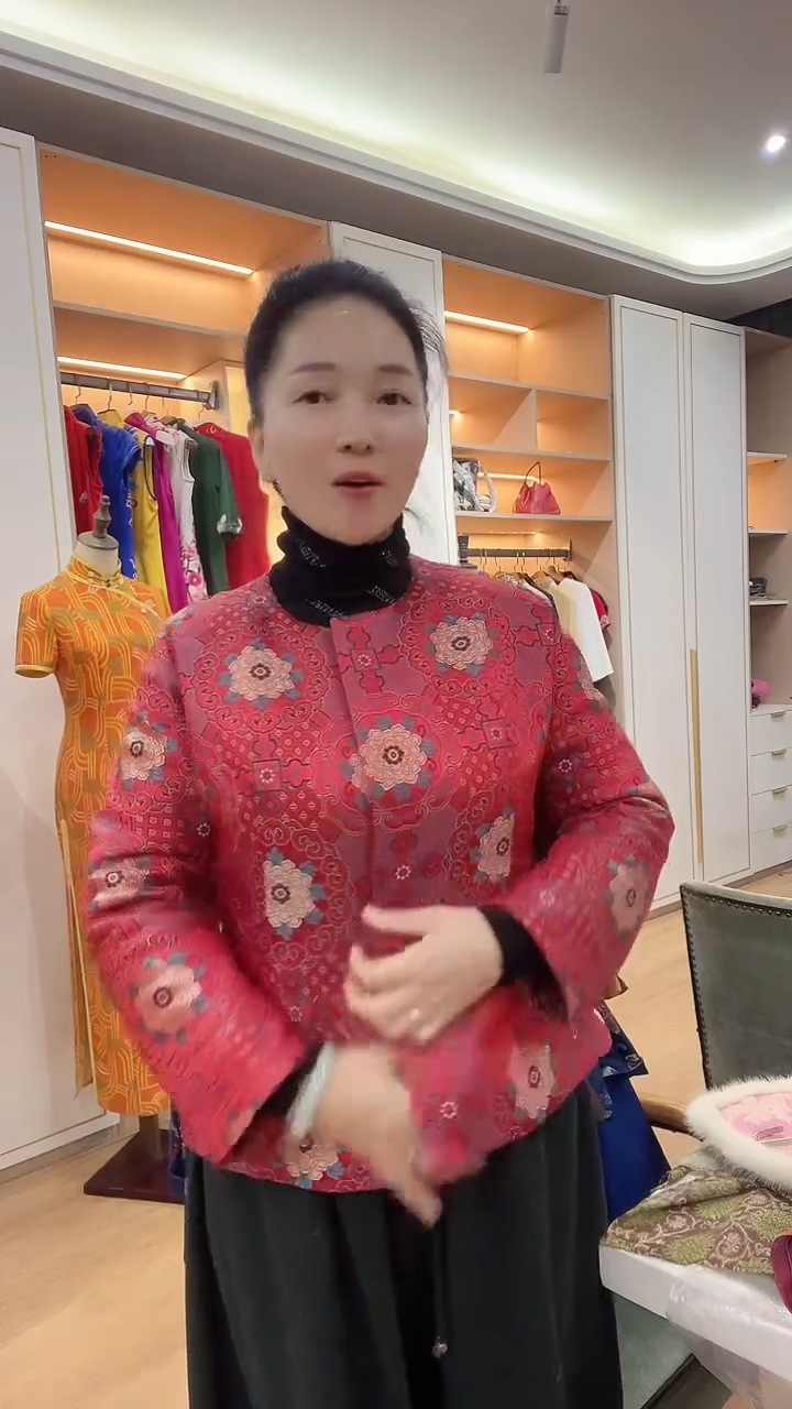 红色外套加棉XL码