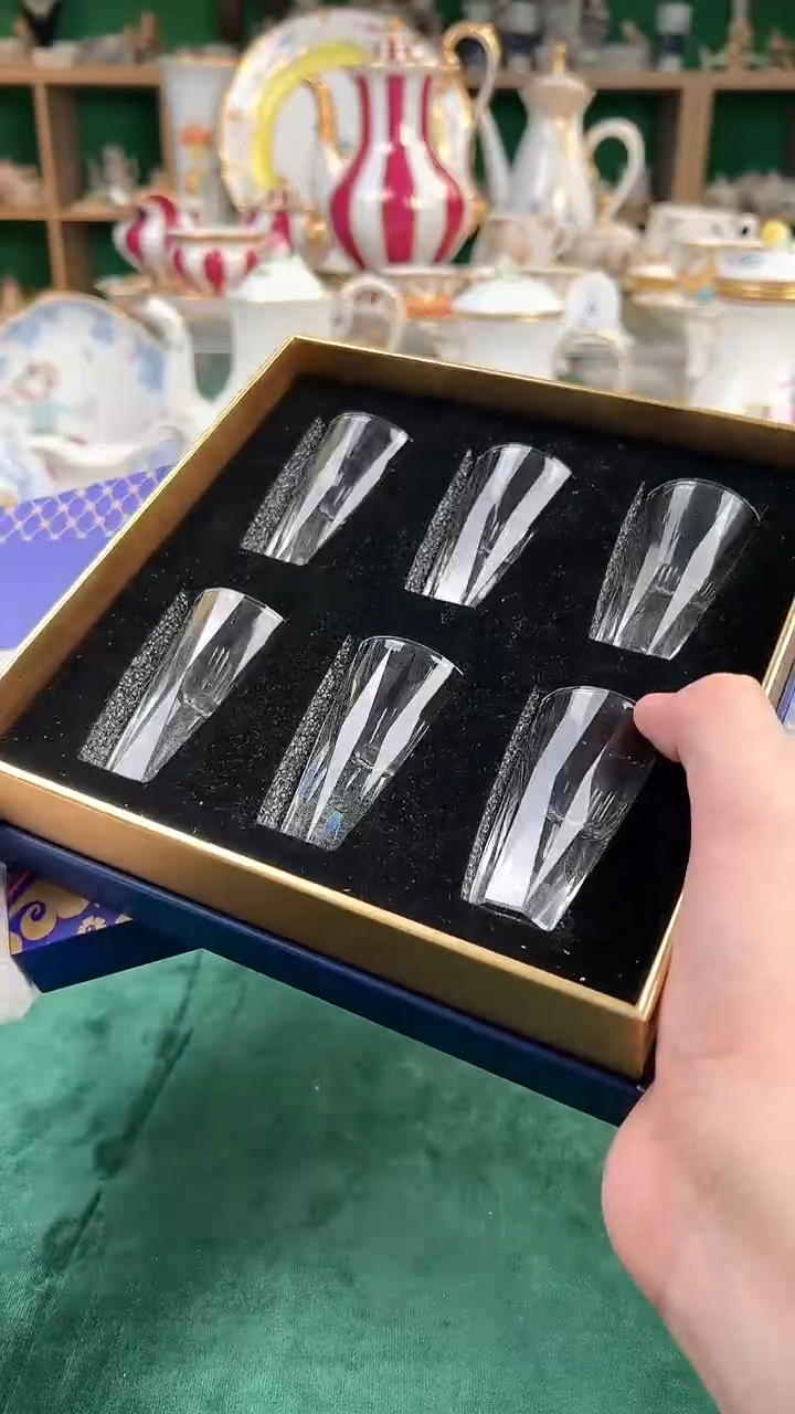 【闪购商品】瓷片俄皇福利款流光6只白酒杯