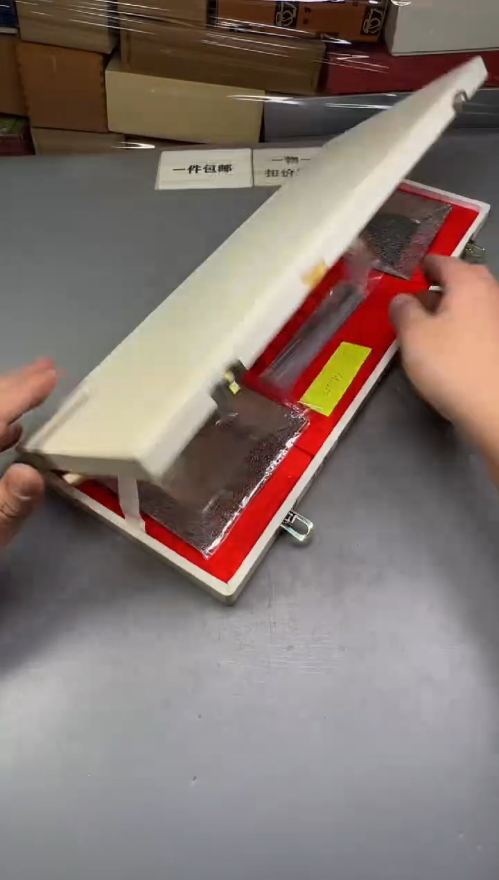 瓷片半****?536号满30米包邮，碰瓷社感谢您的支持~