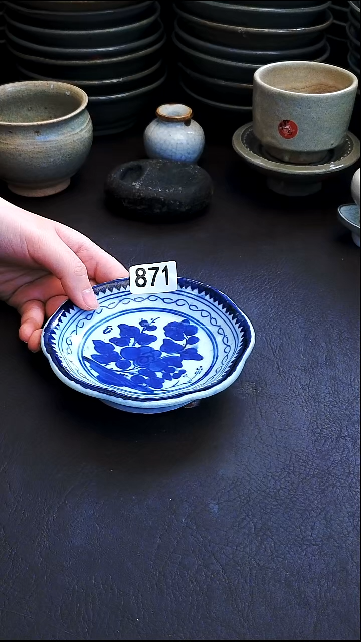 陶深****灬佳瑜家漂漂亮亮的瓷器编号871
