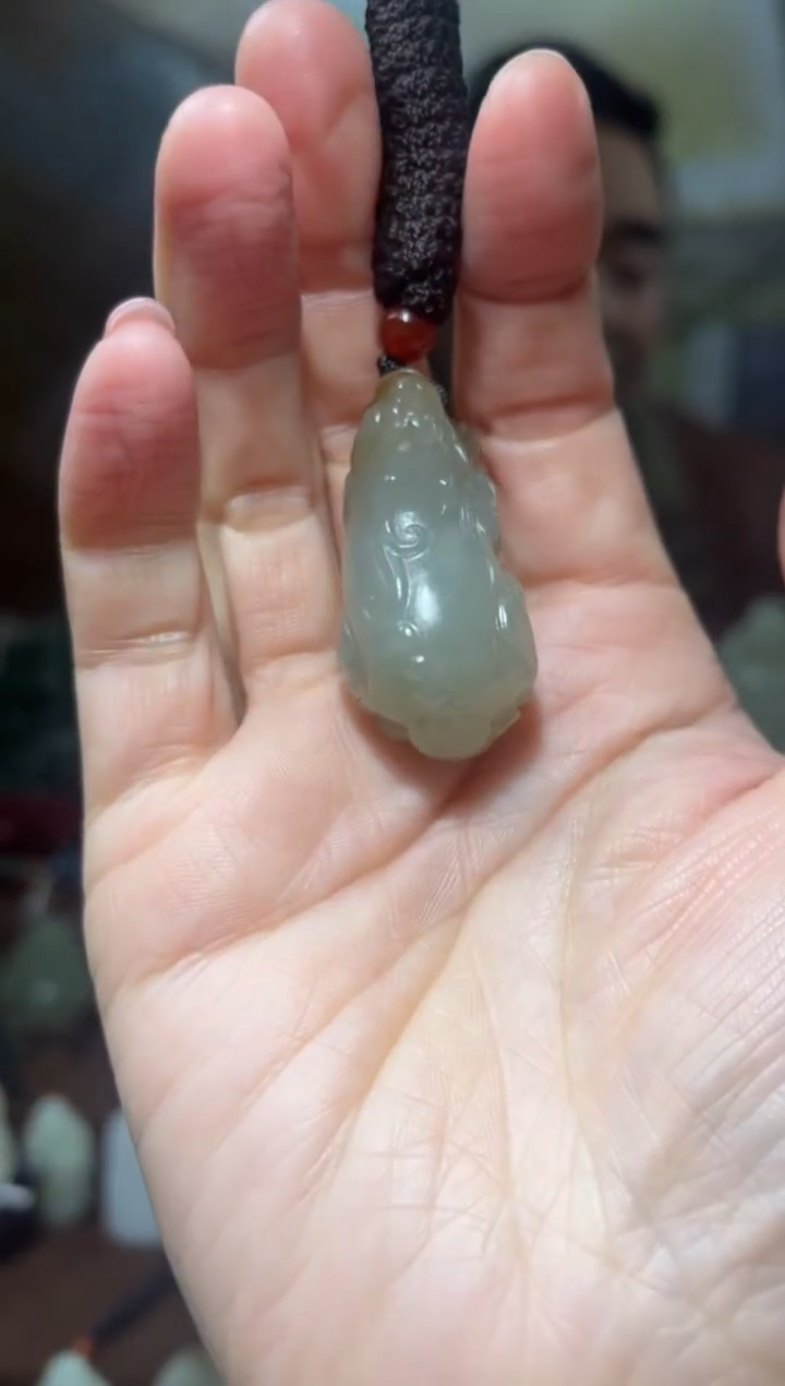 颈饰未镶嵌和田玉·