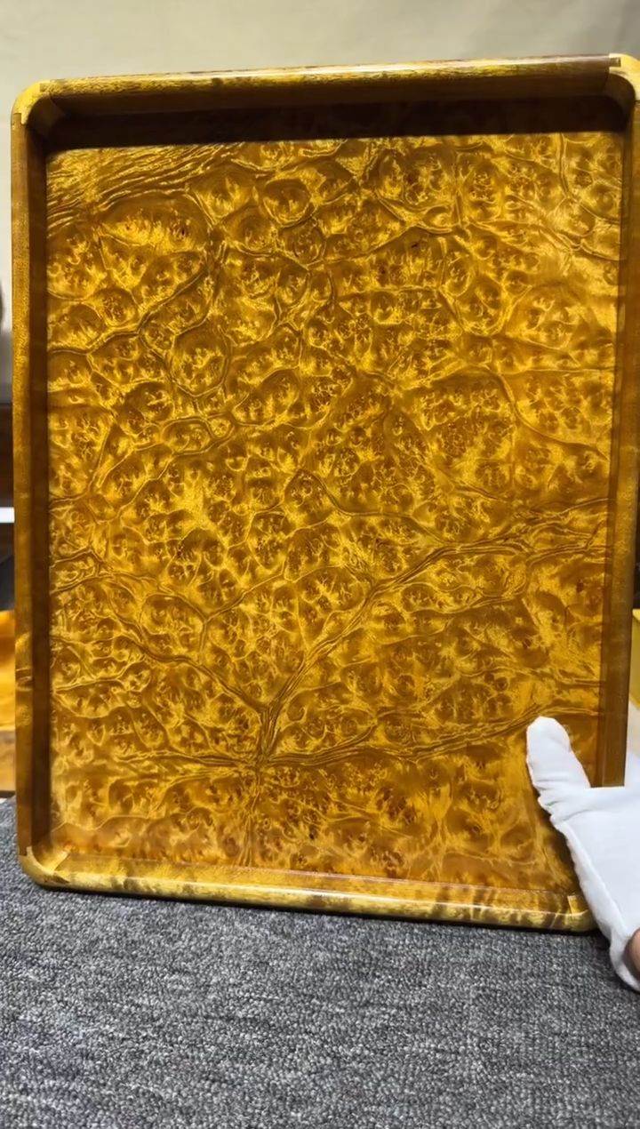 帝王之木：满留疤文承盘 长40宽30高3cm