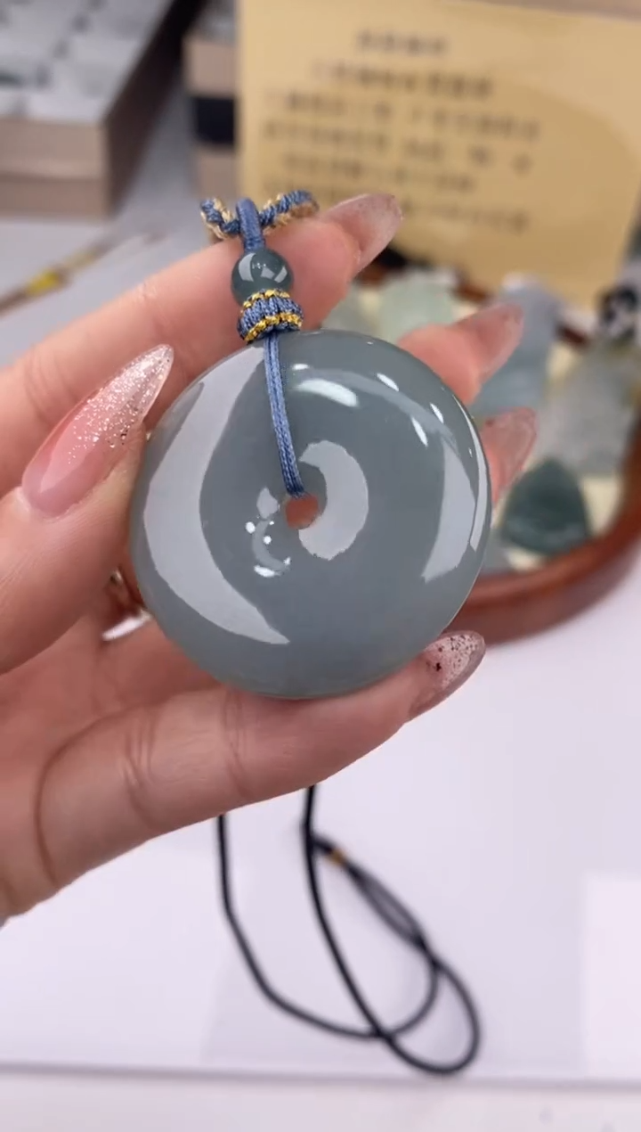 【闪购商品】翡翠吊坠(赠链)未镶嵌29487/静静聊翠