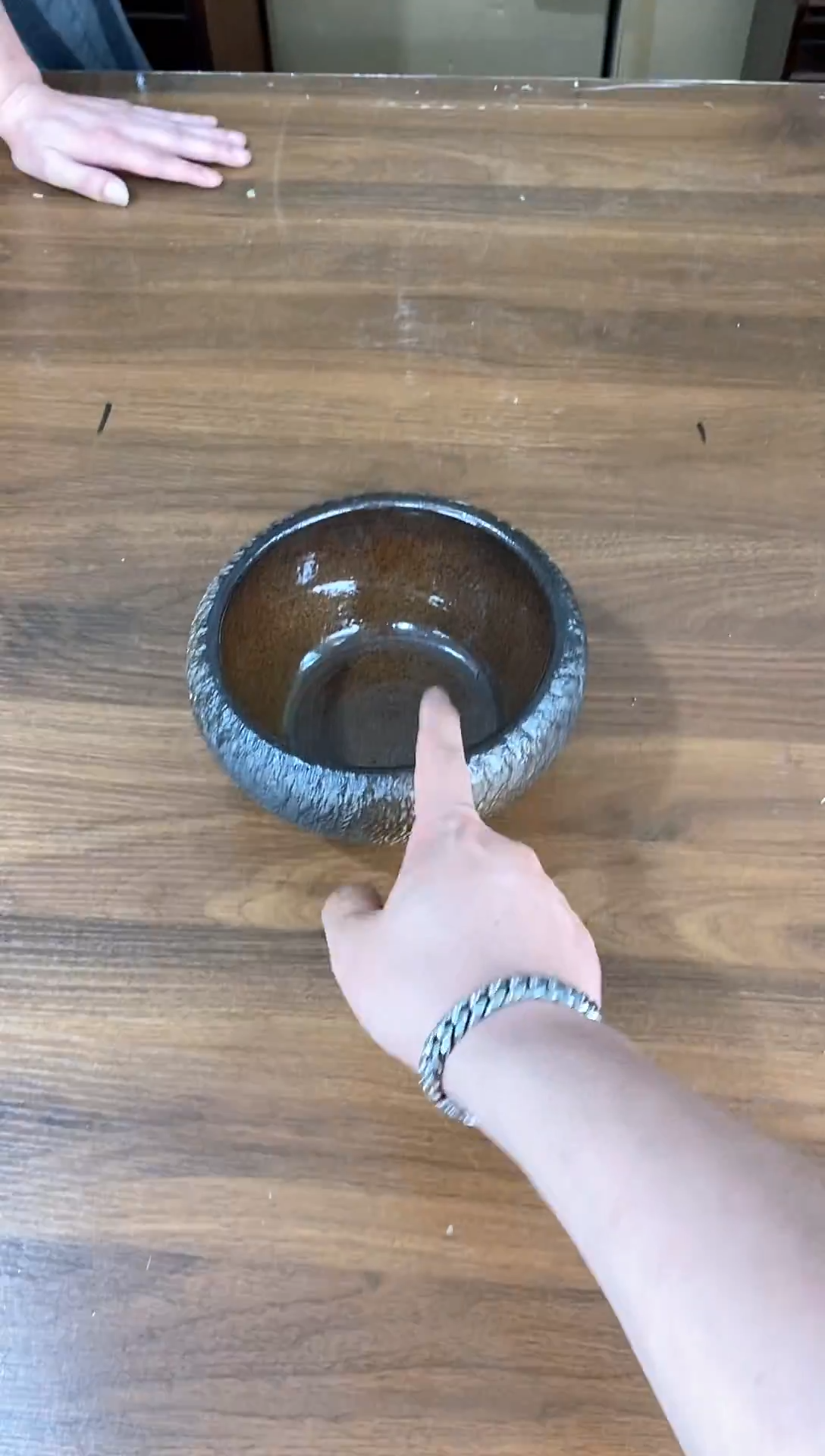 主播手上的杯洗，主播手上