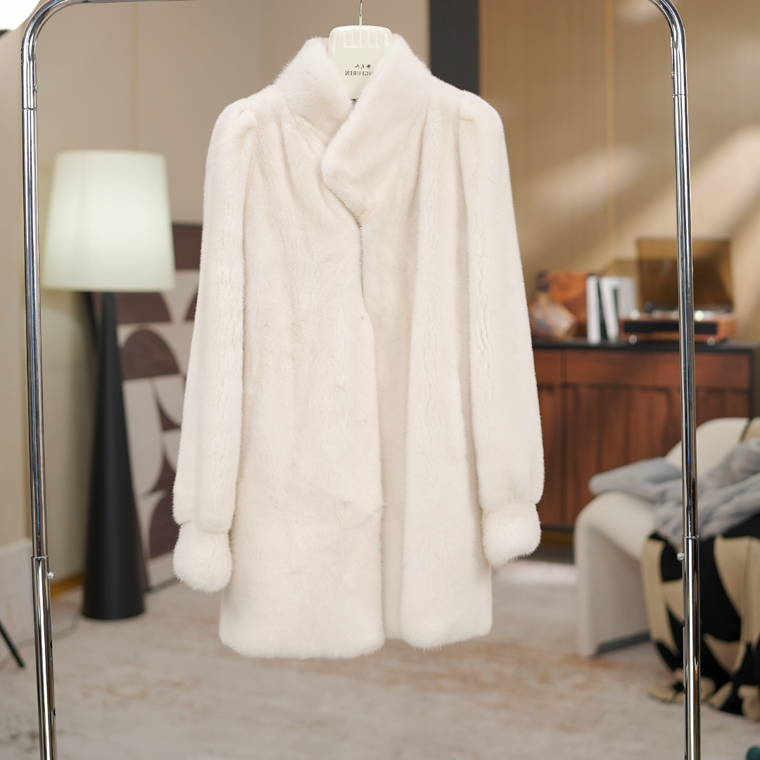 GeSaiNi交叉领中长款进口水貂休闲时尚短二小母貂宝嘉美黑貂