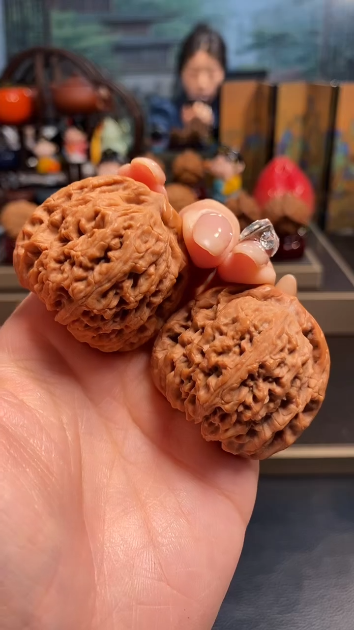 【闪购商品】文玩核桃把件F 401南疆石41尺