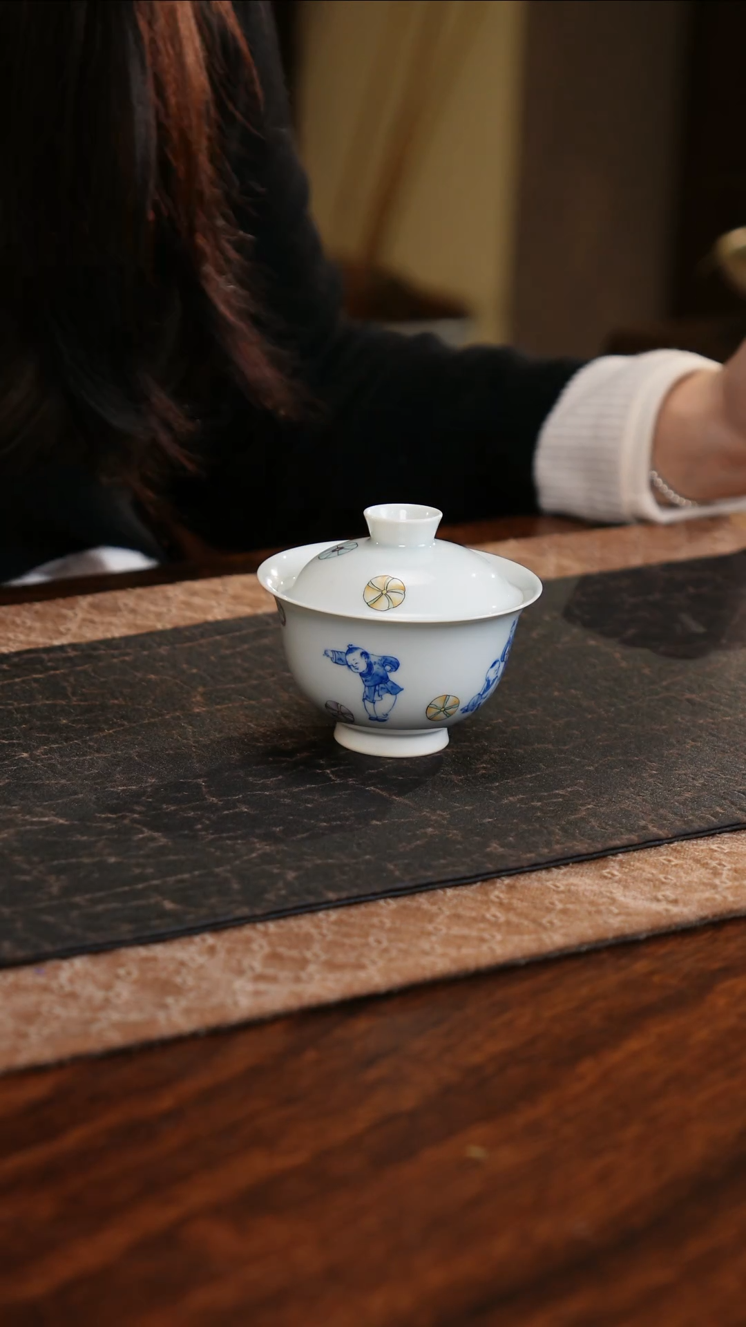 【闪购商品】杯子童趣粉彩皮球花两才盖碗