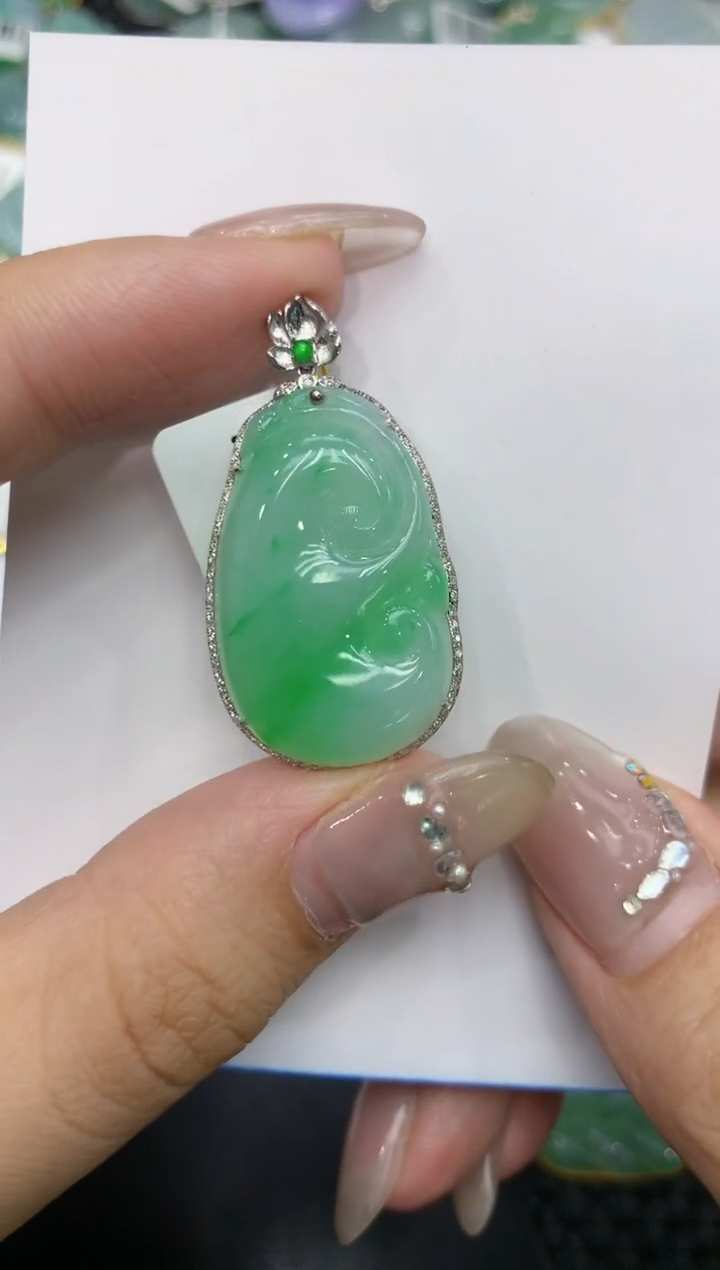 【闪购商品】翡翠颈饰18K金镶嵌222222222