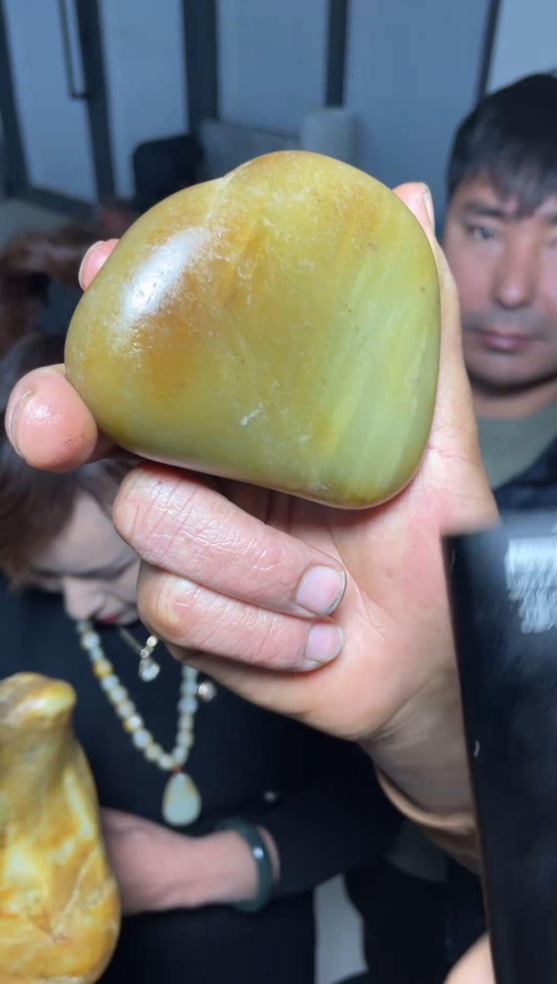 未镶嵌和田玉摆件3
