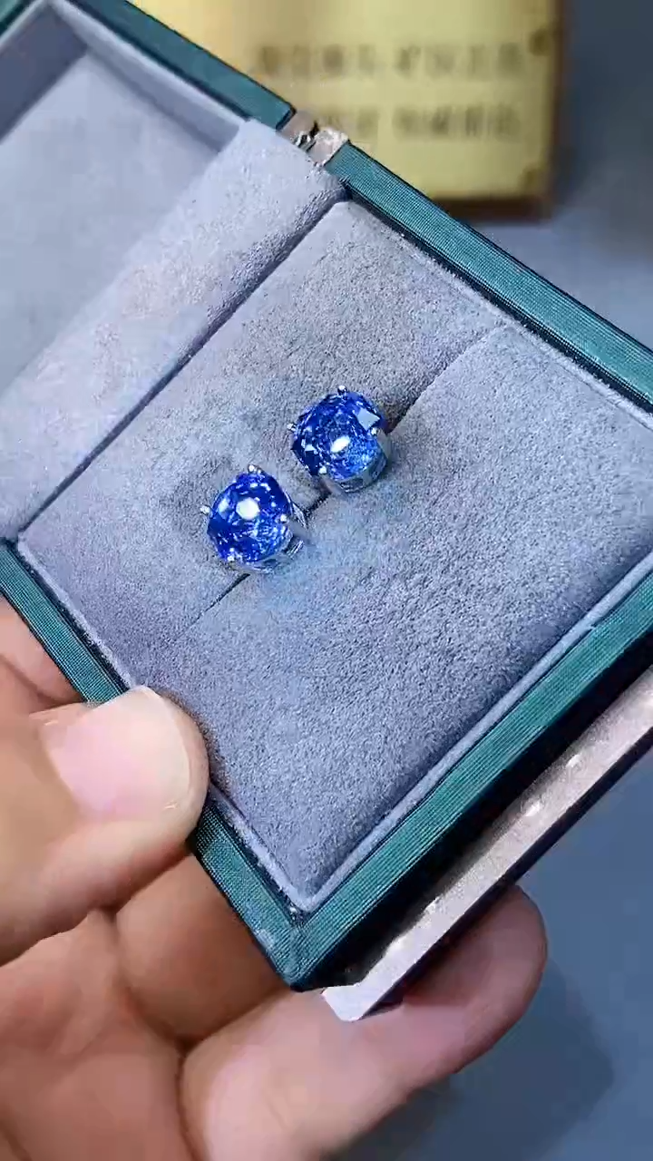 【闪购商品】托帕石耳饰银S925镶嵌354